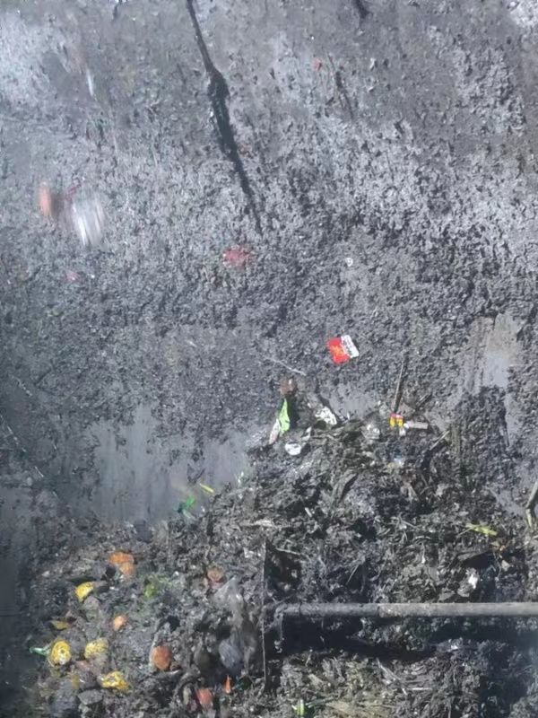 察隅污水池清理